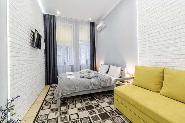 Апартаменты Chornovola blue apartment Львов-5