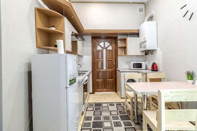 Апартаменты Chornovola blue apartment Львов-36