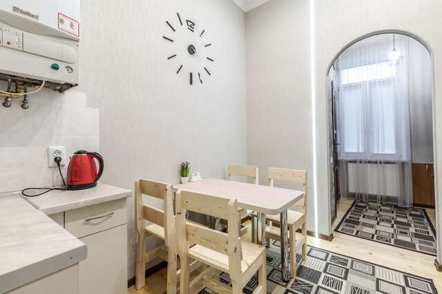 Апартаменты Chornovola blue apartment Львов-11